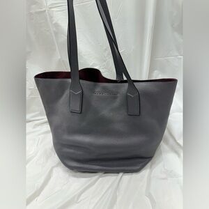 MARC JACOBS GREY INTERIOR RED WITH POUCH TOTE BAG